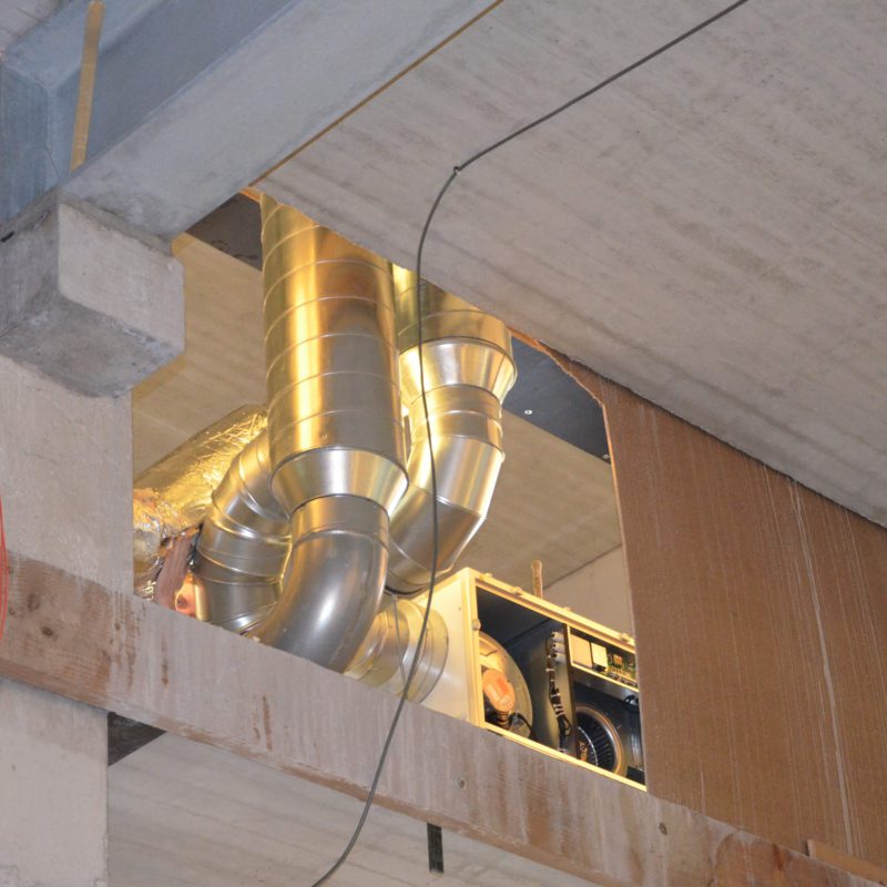 Ventilatie Sanitair Fabriek Kantoorgebouw Kantoor Kantoren Ventilator Groot Tielt Ventilator Bedrijf Sanitair Douches Bureau Min